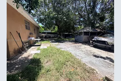 1068 NW 34th, Miami, FL 33127 - Photo 7