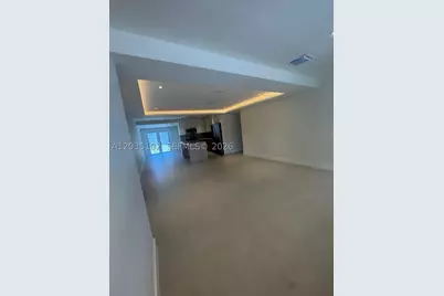 841 NE 4th, Hialeah, FL 33010 - Photo 9