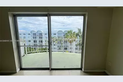 486 NW 165th St #B-606, Miami, FL 33169 - Photo 5