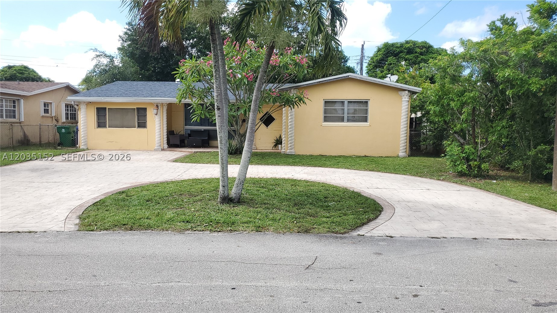 7607 Dilido main architectural view