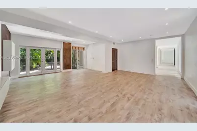 111 S Hibiscus, Miami Beach, FL 33139 - Photo 11