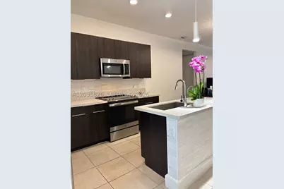 4740 NW 84th #32, Doral, FL 33166 - Photo 3