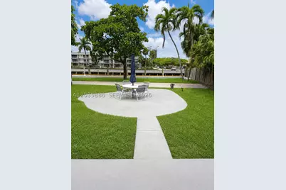 467 Golden Isles #110, Hallandale, FL 33009 - Photo 7