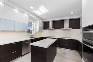 2505 Hunters Run, Weston, FL 33327 - Photo 13