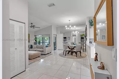 12026 NW 11th #12026, Pembroke Pines, FL 33026 - Photo 5