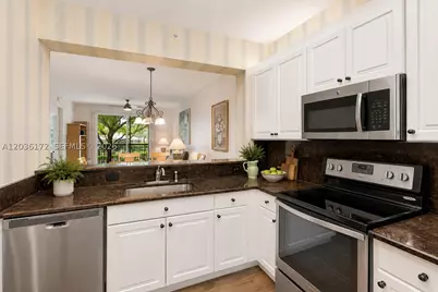 7715 Yardley #212, Tamarac, FL 33321 - Photo 3