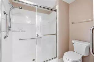 7715 Yardley, Tamarac, FL 33321 - Photo 31