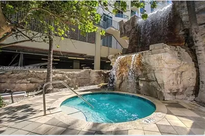 17375 Collins #905, Sunny Isles Beach, FL 33160 - Photo 15