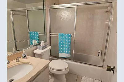 [Address not provided], Hallandale Beach, FL 33009 - Photo 11
