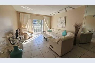 [Address not provided], Hallandale Beach, FL 33009 - Photo 17
