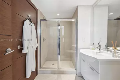 465 Brickell #2101, Miami, FL 33131 - Photo 21