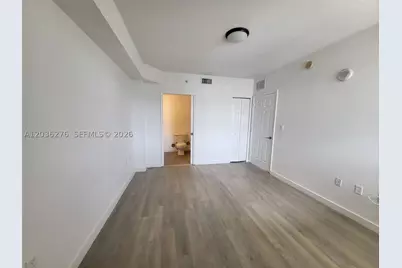 120 SW 8th #703, Miami, FL 33130 - Photo 5