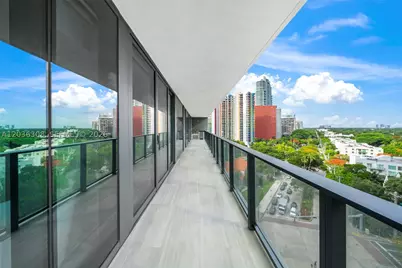 1451 Brickell #1005, Miami, FL 33131 - Photo 25