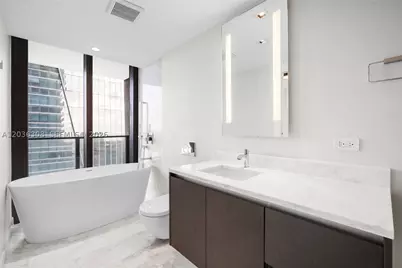 1451 Brickell #1005, Miami, FL 33131 - Photo 15