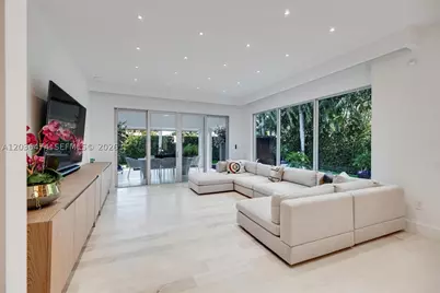 470 S Shore, Miami Beach, FL 33141 - Photo 19
