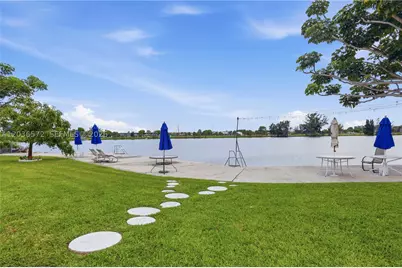 1040 Crystal Lake #3, Deerfield Beach, FL 33064 - Photo 25