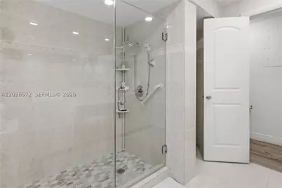 1040 Crystal Lake #3, Deerfield Beach, FL 33064 - Photo 11