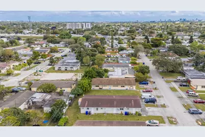 6331 Pierce #1, Hollywood, FL 33024 - Photo 17