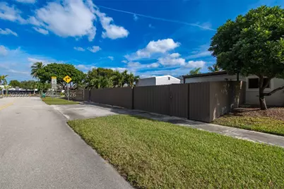 10431 SW 93rd, Miami, FL 33176 - Photo 49