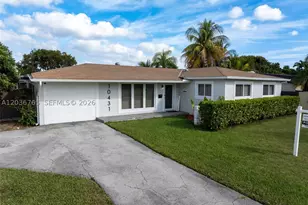 10431 SW 93rd, Miami, FL 33176 - Photo 1