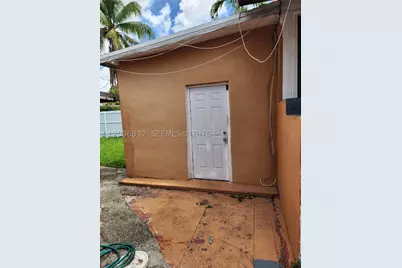 26 NW 24th, Miami, FL 33125 - Photo 9