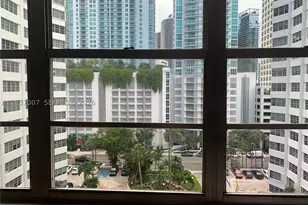 905 Brickell Bay, Miami, FL 33131 - Photo 11
