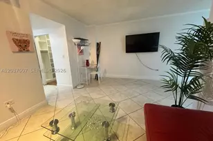 905 Brickell Bay, Miami, FL 33131 - Photo 23