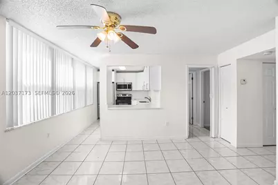 9480 Tangerine #101, Davie, FL 33324 - Photo 7
