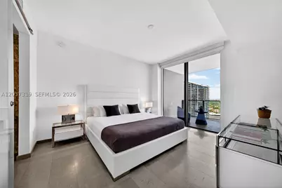68 SE 6th #3506, Miami, FL 33131 - Photo 11