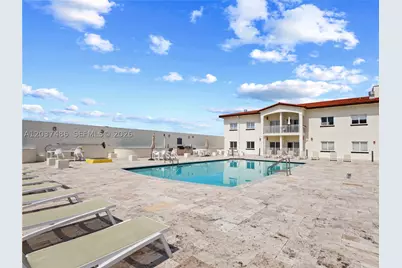 10950 NW 82nd #115, Doral, FL 33178 - Photo 19