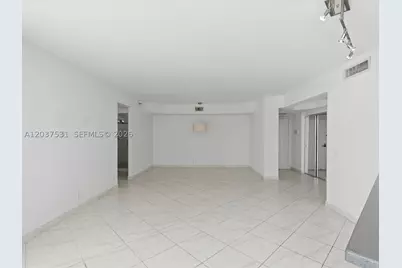 3610 Yacht Club #702, Aventura, FL 33180 - Photo 5