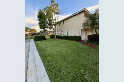 8968 Lancaster, Tamarac, FL 33321 - Photo 3