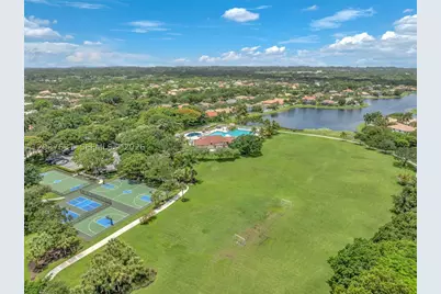 4110 Laurel Ridge, Weston, FL 33331 - Photo 65
