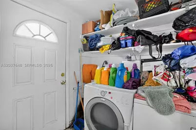 450 SW 9th, Miami, FL 33130 - Photo 9