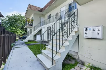 450 SW 9th, Miami, FL 33130 - Photo 17