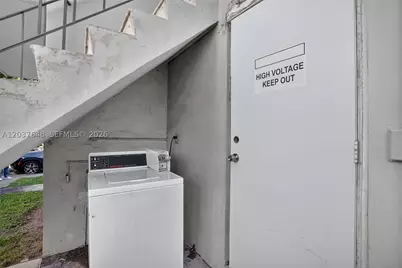 450 SW 9th, Miami, FL 33130 - Photo 19
