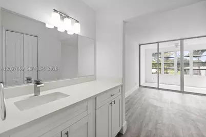 9441 Evergreen #206, Davie, FL 33324 - Photo 13