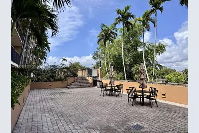 1690 SW 27th #502, Miami, FL 33145 - Photo 17