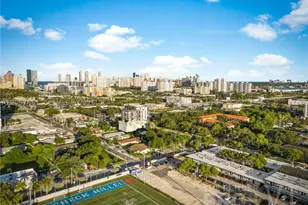 2557 NE 190th, Miami, FL 33180 - Photo 3