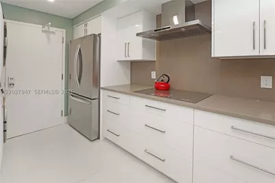 3900 Galt Ocean #403, Fort Lauderdale, FL 33308 - Photo 7