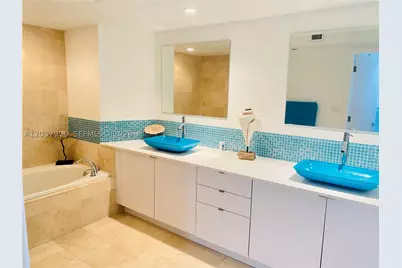 6917 Collins #1205, Miami Beach, FL 33141 - Photo 7