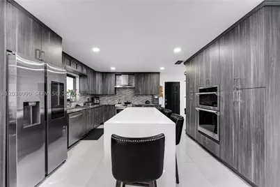 551 SW 127th, Miami, FL 33184 - Photo 11