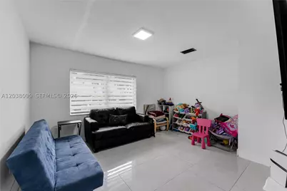 551 SW 127th, Miami, FL 33184 - Photo 13