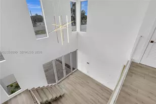 10755 SW 52nd, Miami, FL 33165 - Photo 9