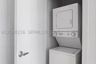 1050 Brickell, Miami, FL 33131 - Photo 23