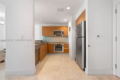 1050 Brickell #2112, Miami, FL 33131 - Photo 17