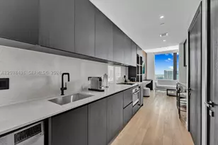 20 NE 11th, Miami, FL 33132 - Photo 7