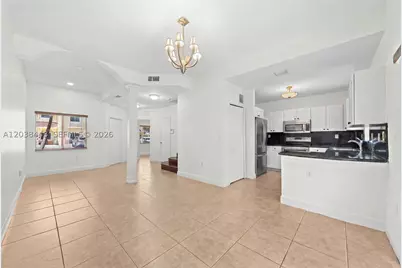 7362 NW 179th #7362, Hialeah, FL 33015 - Photo 5
