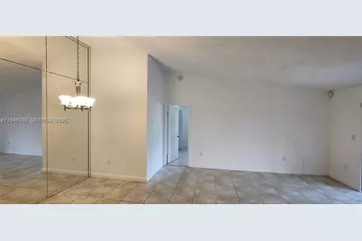931 NE 199th #202-22, Miami, FL 33179 - Photo 9
