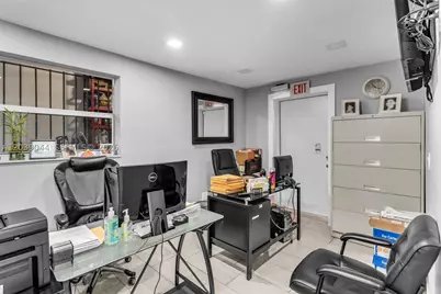 2729 NW 56th, Miami, FL 33142 - Photo 7